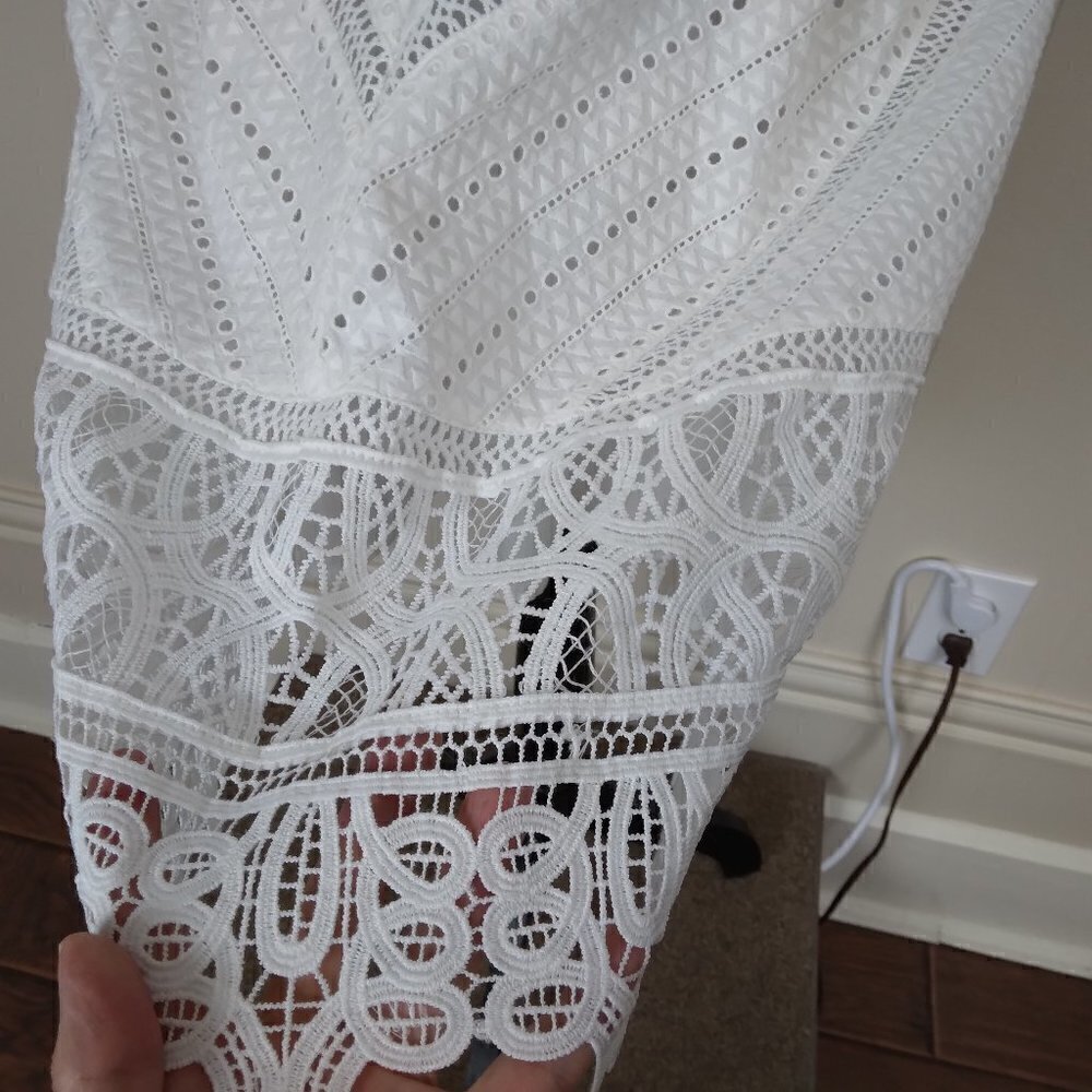 Talbots | White Cotton Lace  Patterned Flared Skirt |  Size 4 - Picture 7 of 10